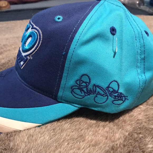 Nascar Richard Petty autograph hat - Picture 3 of 6